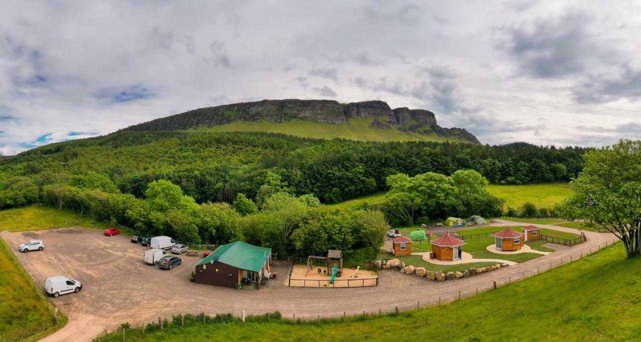 Waterfall Caves Turn-Around-Houses Villa Limavady Exterior foto